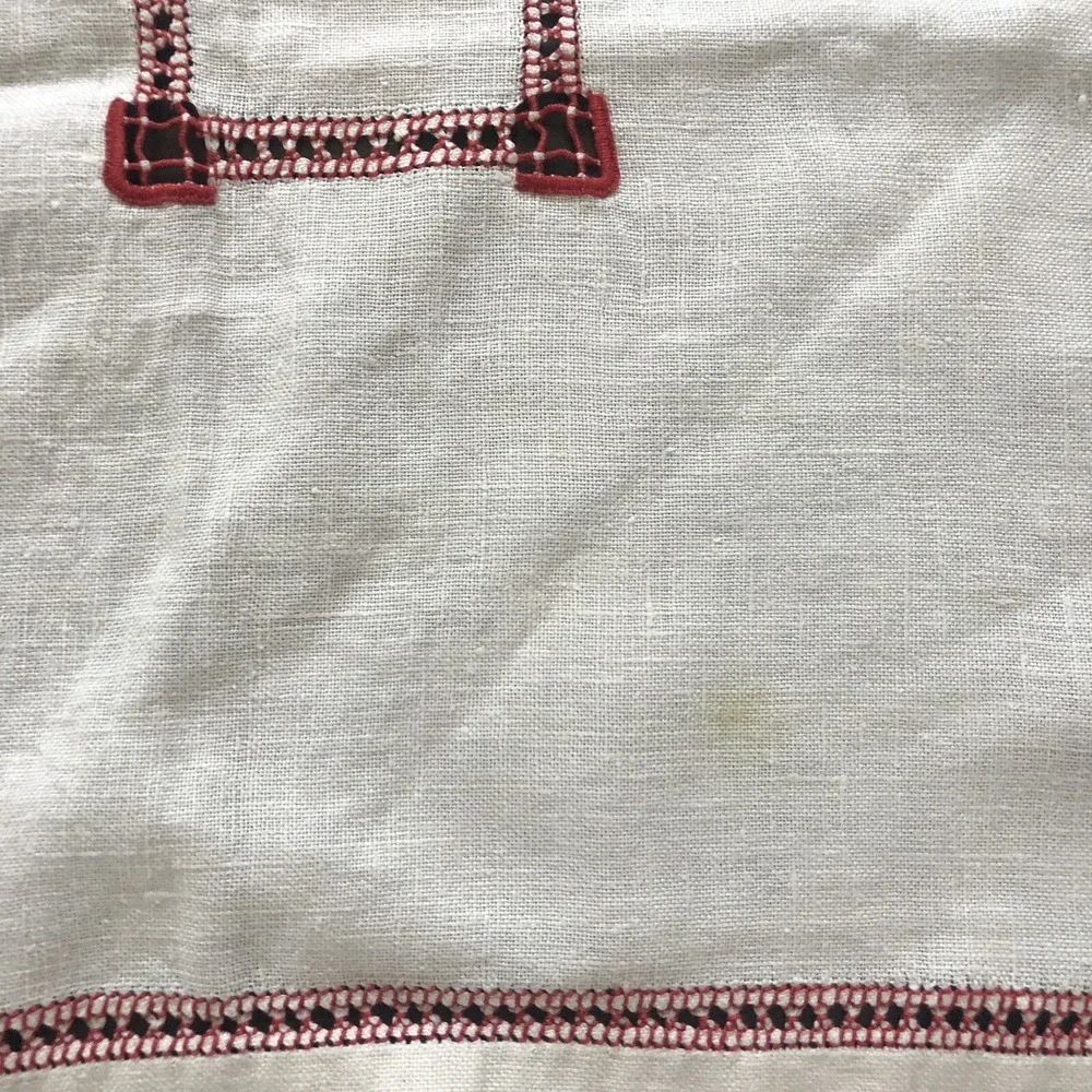 Vintage White Red Linen Cutwork Tablecloth Bed Side Table 31